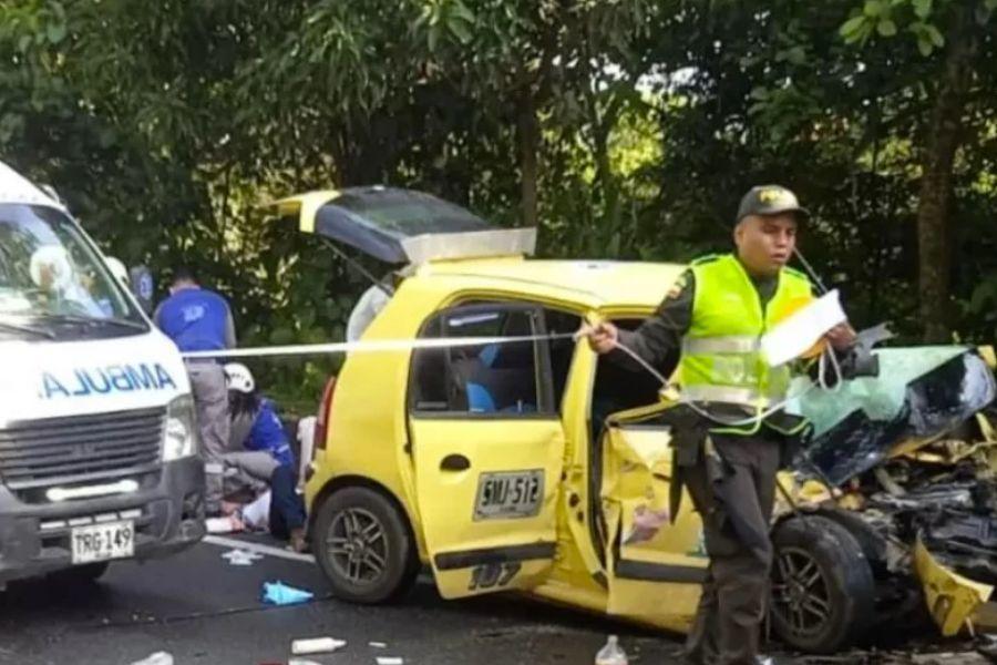 Accidente vía Bogotá - Medellín